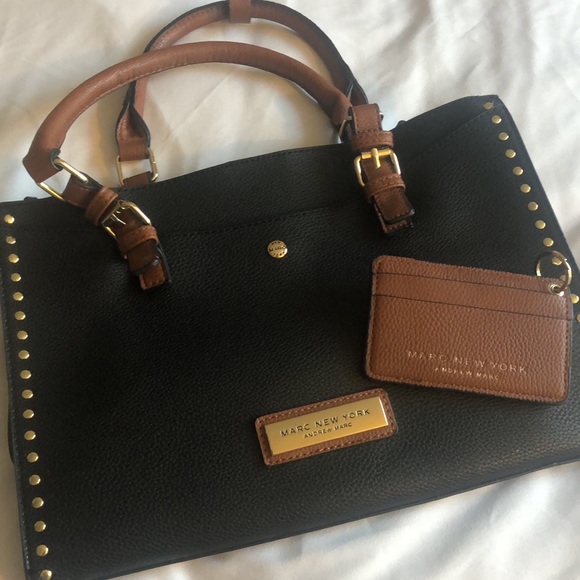 Andrew Marc Handbags - EUC 👀 Marc New York Andrew Marc Small Tote Bag